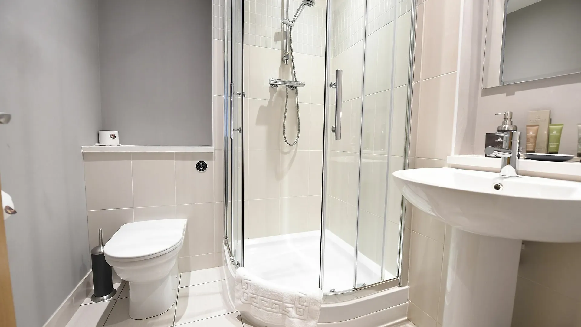 Dream Apartment 2 Bd Belfast